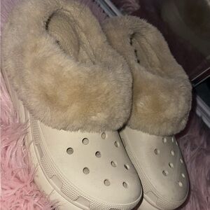 CROCS Cream Fur-Lined Mules